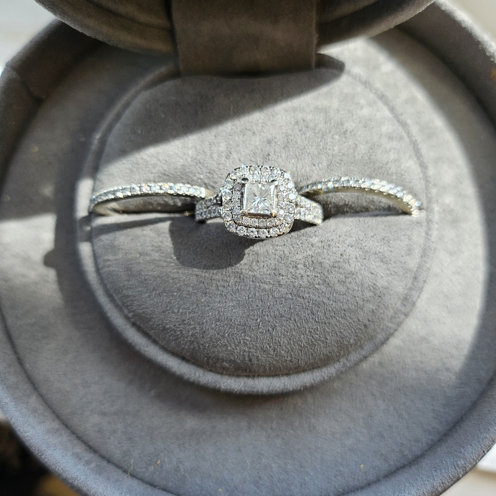 Vera Wang 1.45 total carat Engagement ring and two wedding bands .23 carats/each